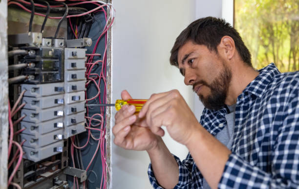 Best Local Electrician Companies  in Fairwood, WA